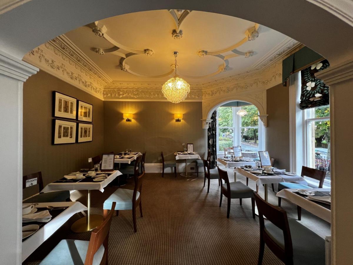 Ascot House Hotel Харогейт Екстериор снимка