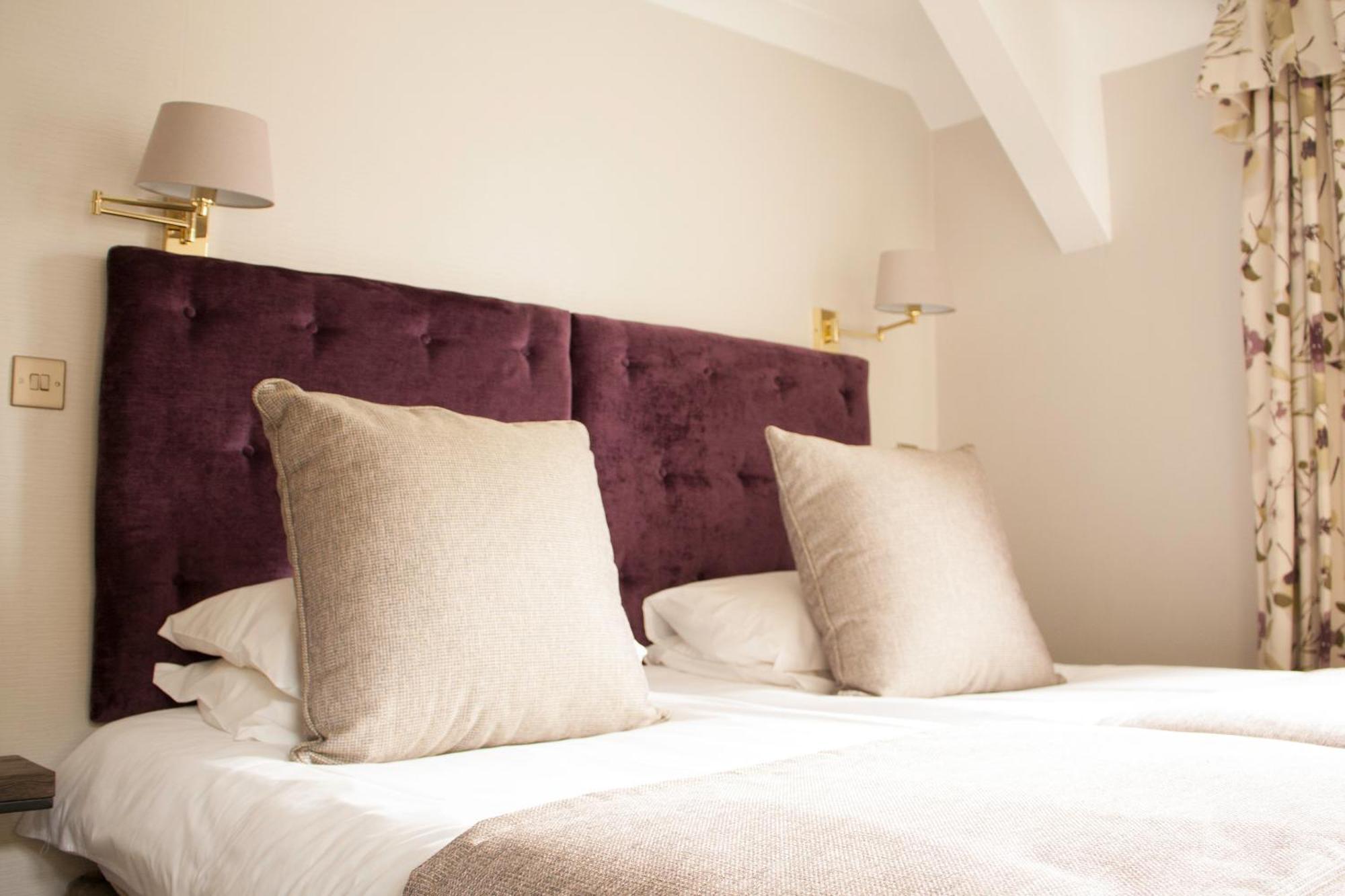 Ascot House Hotel Харогейт Екстериор снимка