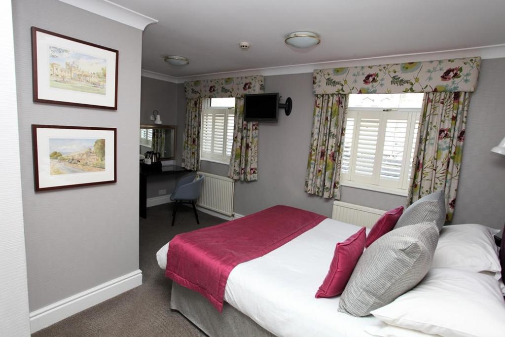 Ascot House Hotel Харогейт Екстериор снимка