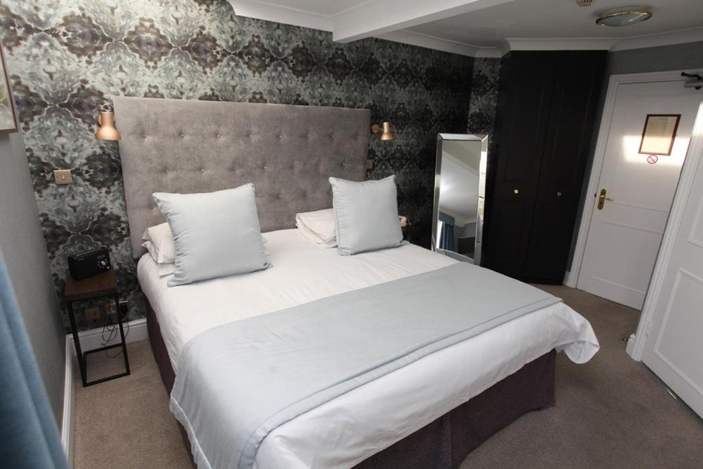 Ascot House Hotel Харогейт Екстериор снимка